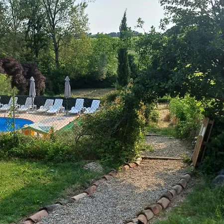 Casa Vacanze I Boidi Апартаменты Ницца-Монферрато