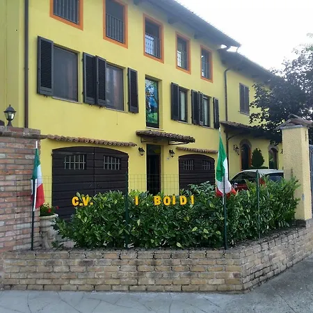 Casa Vacanze I Boidi Ницца-Монферрато